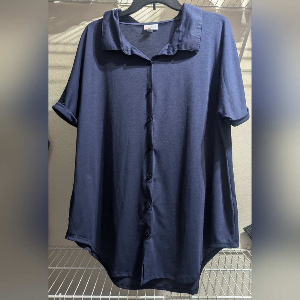 Lularoe Charlie Top (Navy)